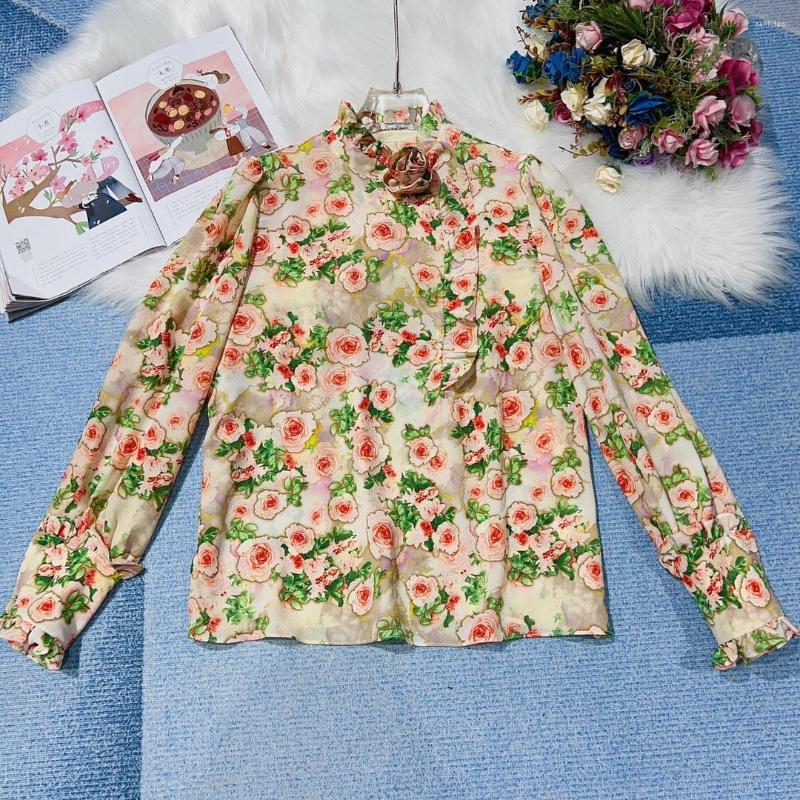 Women' Blouses Designer 2023 Spring High Quality Women Rose Floral Printed Shirts Lantern Sleeve Ruffles Collar B303
Women' Blouses Designer 2023 Spring High Quality Women Rose Floral Printed Shirts Lantern Sleeve Ruffles Collar B303