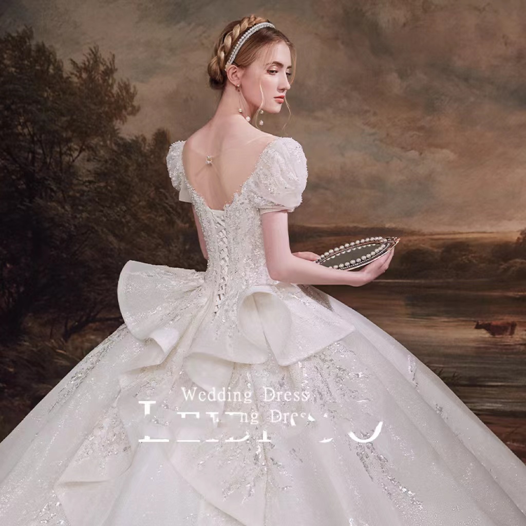 2023 Arabic Vintage a e Wedding Dresses Crystals Sheer Long Sleeve Lace Beaded Ball Gown vestido de novia Bridal Dress Robes De Mariee