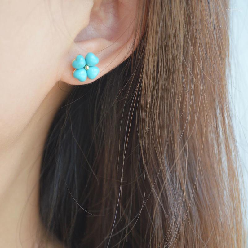 Stud Earrings Inspired Design Product Inlaid Turquoise Flower Love Ear Studs Fresh And Sweet Noble Charm Ladies Silver Jewelry
Stud Earrings Inspired Design Product Inlaid Turquoise Flower Love Ear Studs Fresh And Sweet Noble Charm Ladies Silver Jewelry