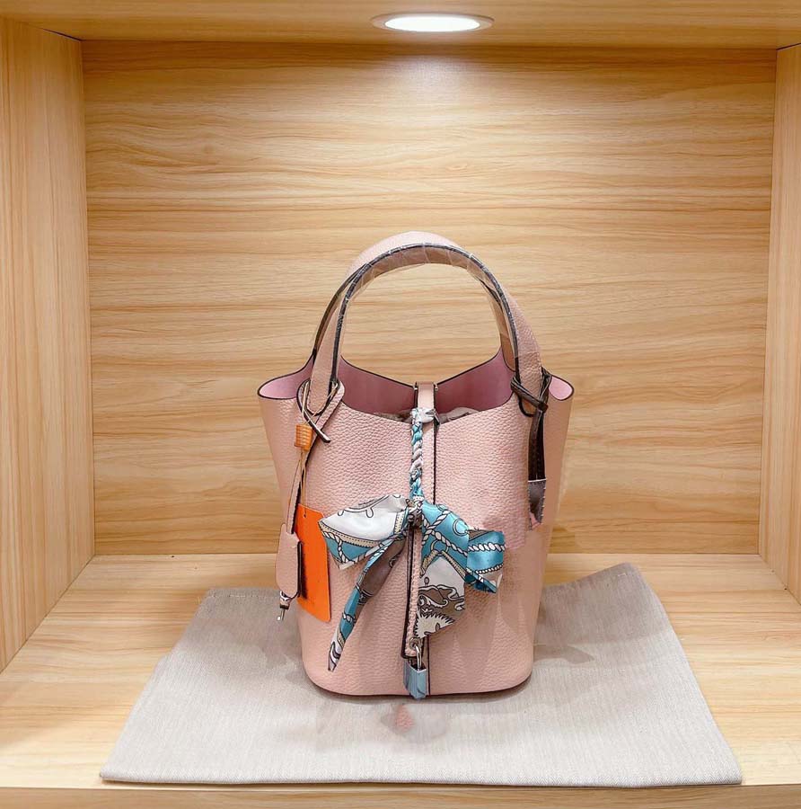 2023 Quality Totes designers women big Shopping handbags hobo purses lady handbag crossbody shoulder channel tote fashion bag 9A, #1
2023 Quality Totes designers women big Shopping handbags hobo purses lady handbag crossbody shoulder channel tote fashion bag 9A, #1