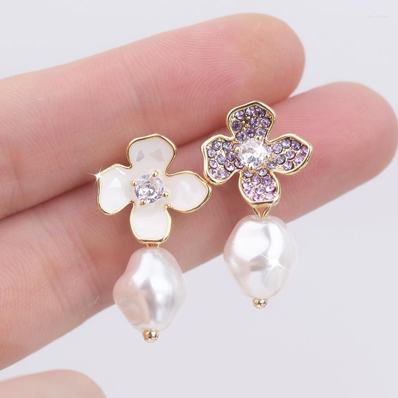 Hoop Earrings Romantic Fashion French Baroque Pearl Elegant Flower For Women Temperament Exquisite Charm Lady Earring Jewelry Present
Hoop Earrings Romantic Fashion French Baroque Pearl Elegant Flower For Women Temperament Exquisite Charm Lady Earring Jewelry Present