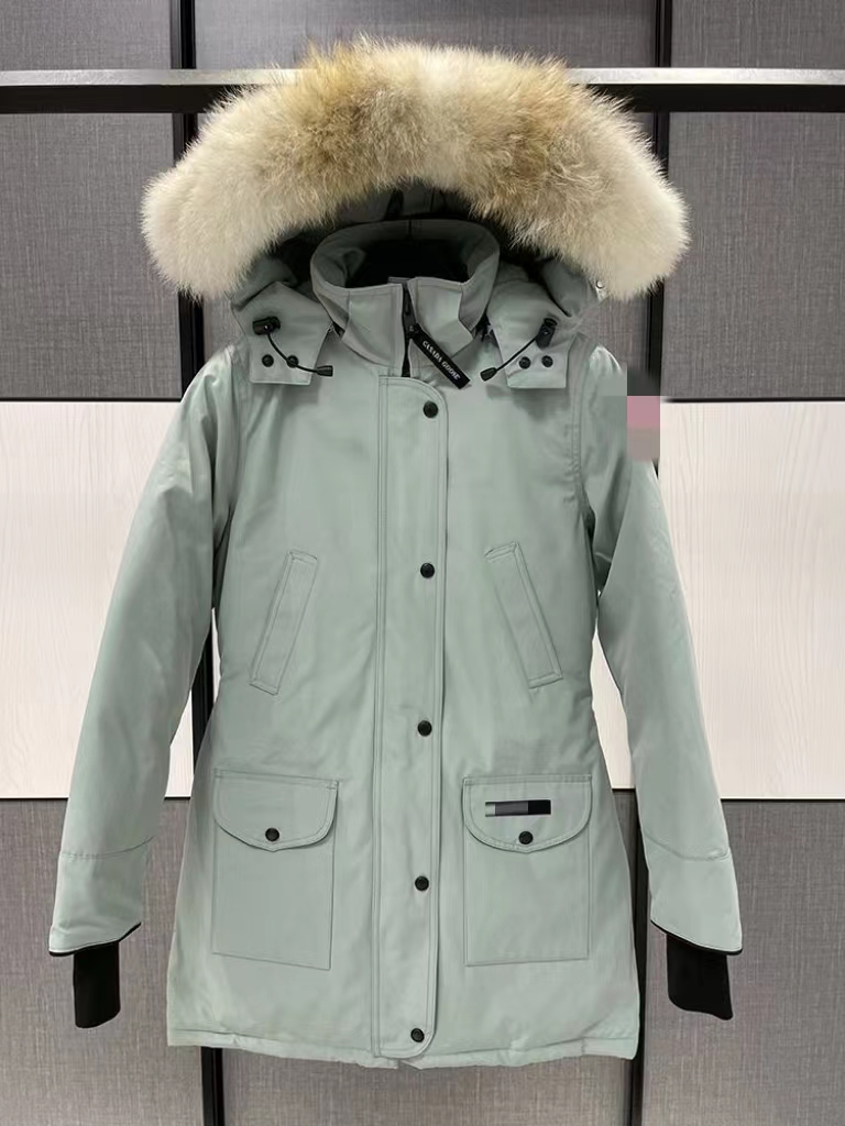 Men's Clothing Large down jacket Long 2022 winter new coat Slim and thick wind-proof and cold-proof coat, Black 
Men's Clothing Large down jacket Long 2022 winter new coat Slim and thick wind-proof and cold-proof coat, Black