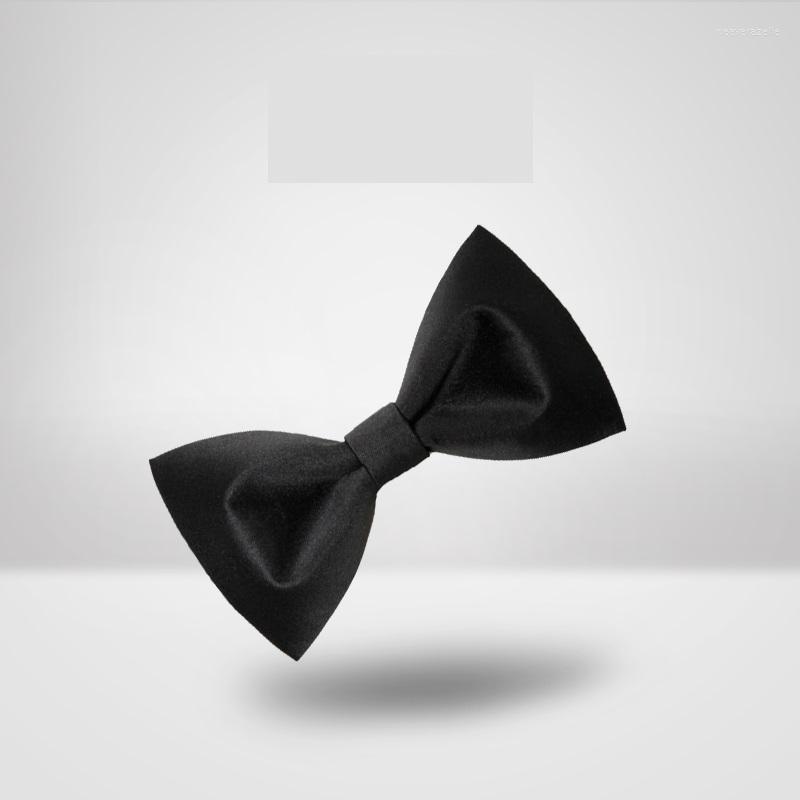 Bow Ties High Quality Men Party Bowtie Men's Accessories Luxurious Tie Formal Commercial Suit Wedding Ceremony For
Bow Ties High Quality Men Party Bowtie Men's Accessories Luxurious Tie Formal Commercial Suit Wedding Ceremony For