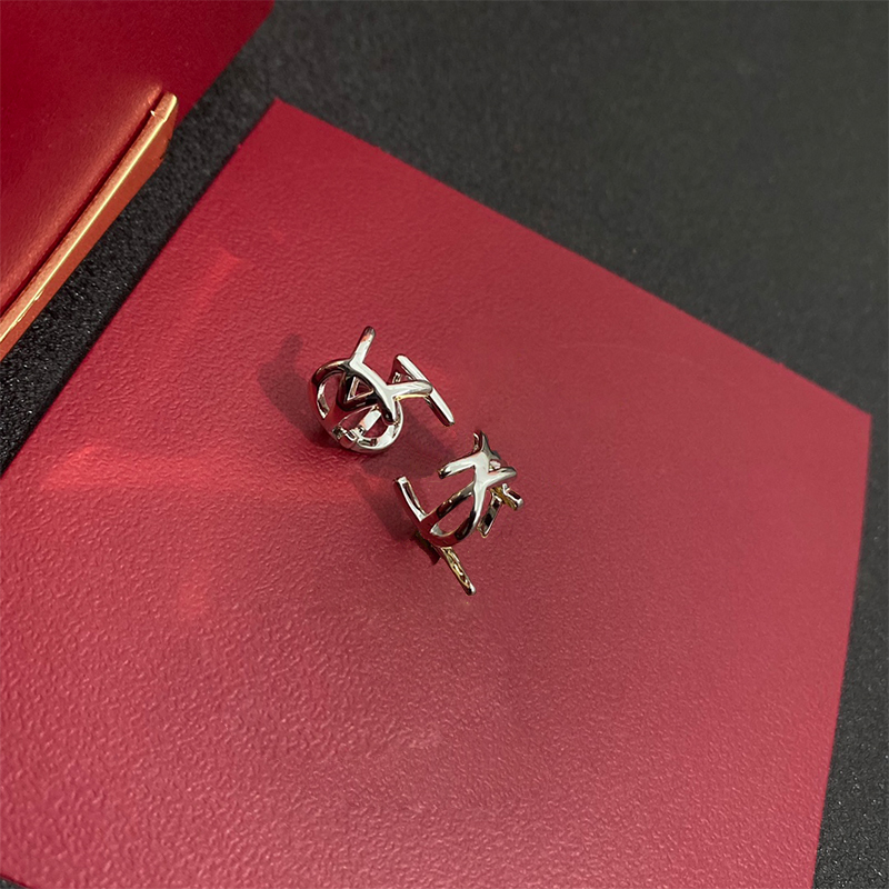 Luxury Earring Designer Ear Stud Vintage Jewelry Women Men Earrings For Lover Gift Valentine's Day Gift
Luxury Earring Designer Ear Stud Vintage Jewelry Women Men Earrings For Lover Gift Valentine's Day Gift