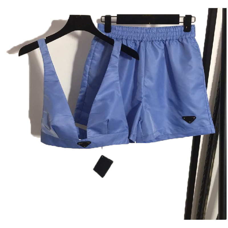 Designers Womens bra sets T Shirts Shorts Underwear With Metal Triangle Badge Sexy Deep V Suspender Sling Tube Denim Tops Black, blue, gray Women Clothing Coordinates
Designers Womens bra sets T Shirts Shorts Underwear With Metal Triangle Badge Sexy Deep V Suspender Sling Tube Denim Tops Black, blue, gray Women Clothing Coordinates