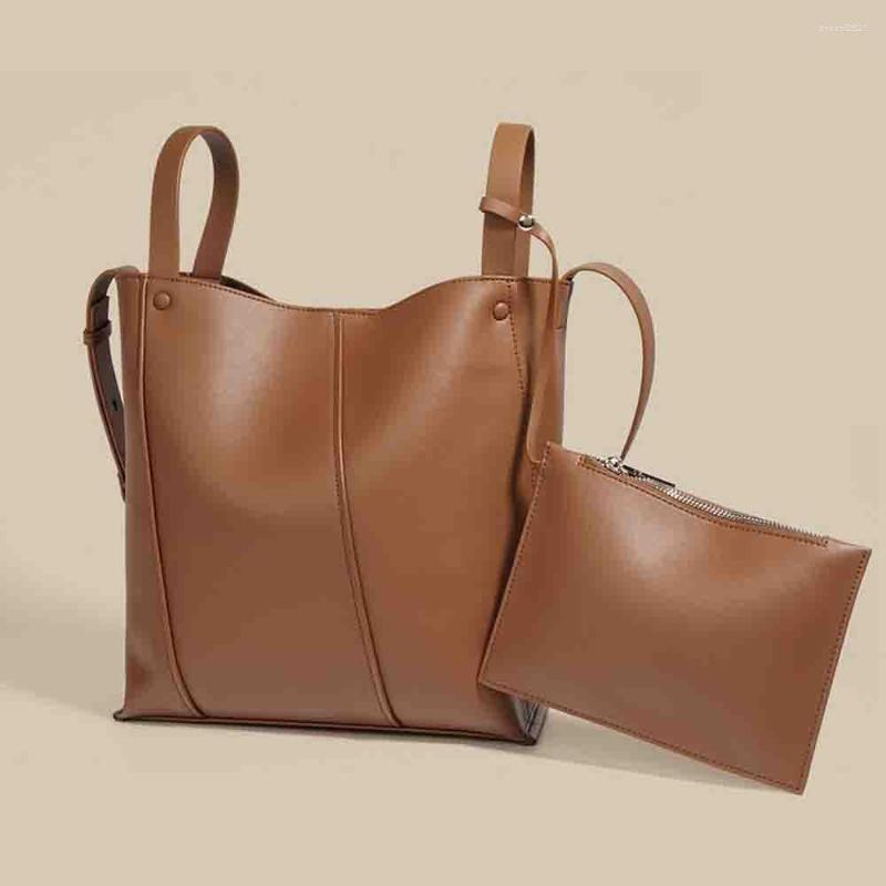 Evening Bags MS In Fashion Bag Cow Leather Wome Handbag Exquisite Luxury Designer Female Shoulder Bucket Office Commuting Purse 2023, Black
Evening Bags MS In Fashion Bag Cow Leather Wome Handbag Exquisite Luxury Designer Female Shoulder Bucket Office Commuting Purse 2023, Black