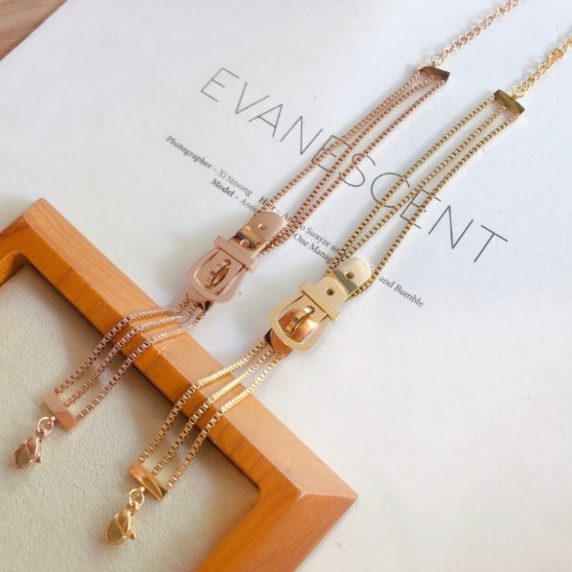 Rose Gold Bracelet Designer Link Chain Bracelet Luxury Stamp Jewelry Women Love Belt Bangle Womens Men Exquisite Titanium Steel Charm Valentines day Gift
Rose Gold Bracelet Designer Link Chain Bracelet Luxury Stamp Jewelry Women Love Belt Bangle Womens Men Exquisite Titanium Steel Charm Valentines day Gift