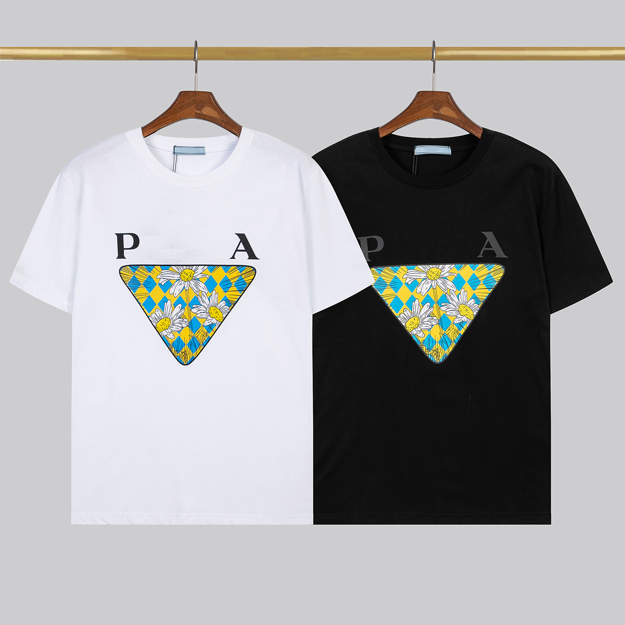2023 summer men's T-shirts designer T-shirts casual men's and women's T-shirts with letters printed short sleeves selling luxury men's hip-hop clothing Asian size M-3XL
2023 summer men's T-shirts designer T-shirts casual men's and women's T-shirts with letters printed short sleeves selling luxury men's hip-hop clothing Asian size M-3XL