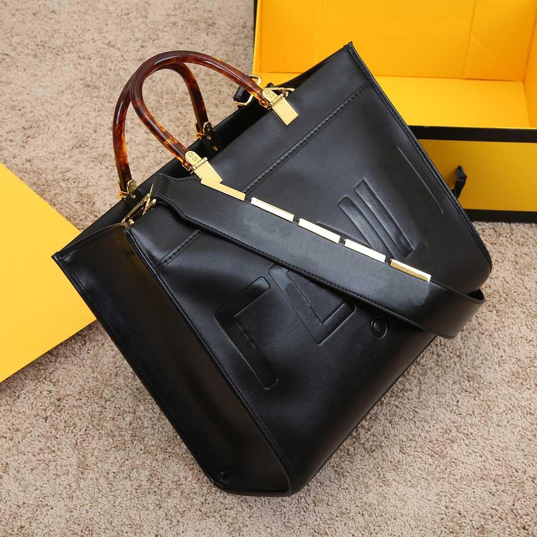 Totes Handbags Shoulder Bags Evening Bag Leather Material Amber Double Handle Large Capacity Letter Decorative Men Women Universal Designer Bag
Totes Handbags Shoulder Bags Evening Bag Leather Material Amber Double Handle Large Capacity Letter Decorative Men Women Universal Designer Bag