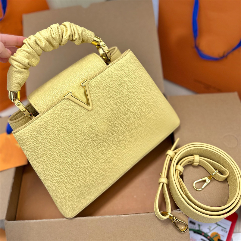 Luxury Brand Cross Body Bag Designer Bag Luxurys Handbags Genuine Leather Crossbody Bag Fashion Women Shoulder Bags Classic Retro Purse, L1
Luxury Brand Cross Body Bag Designer Bag Luxurys Handbags Genuine Leather Crossbody Bag Fashion Women Shoulder Bags Classic Retro Purse, L1