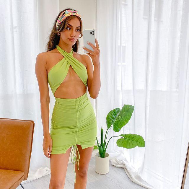 Casual Dresses Halter Sexy Dress 2023 Summer Cross Bandage Women Party Hollow Out Slim Hip Off Shoulder Wrap Green Pink
Casual Dresses Halter Sexy Dress 2023 Summer Cross Bandage Women Party Hollow Out Slim Hip Off Shoulder Wrap Green Pink