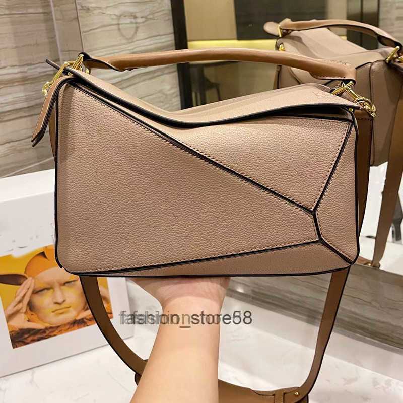 Duffel Bags Fashion Geometry Luxurys Designers Shoulder Bags Pillow Bag Crossbody Clutch Leather Handbags Messenger Women Tote Handbag Wallet Geometric 
Duffel Bags Fashion Geometry Luxurys Designers Shoulder Bags Pillow Bag Crossbody Clutch Leather Handbags Messenger Women Tote Handbag Wallet Geometric