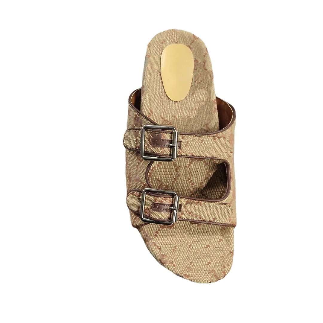 Hot Selling Fashion Luxury Men Summer Flip Flops Leather Beach Sandals Male Slipper Flip-flops Mixed Colors Flat slippers Size 35-45, A3
Hot Selling Fashion Luxury Men Summer Flip Flops Leather Beach Sandals Male Slipper Flip-flops Mixed Colors Flat slippers Size 35-45, A3