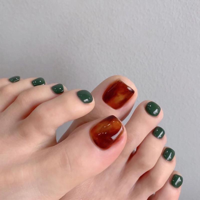 False Nails 24pcs Red Green Toenails Patch Glue Type Removable Short Paragraph Manicure Fashion Nail Sticker, As
False Nails 24pcs Red Green Toenails Patch Glue Type Removable Short Paragraph Manicure Fashion Nail Sticker, As