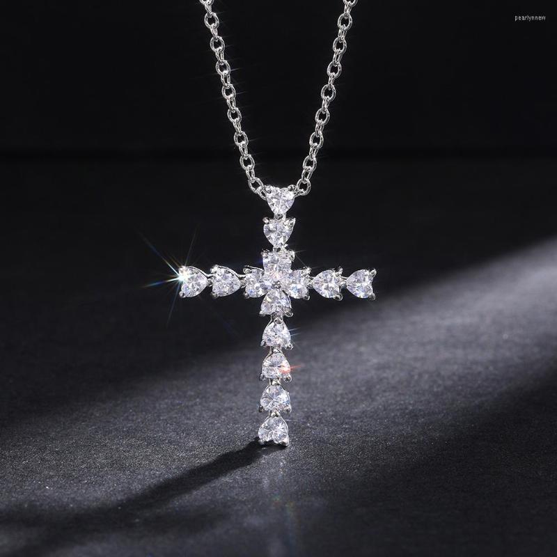 Chains High Quality Zircon Love Heart Cross Pendant Necklaces For Women Shiny CZ Fine Anniversary Gift Fashion Versatile Necklace
Chains High Quality Zircon Love Heart Cross Pendant Necklaces For Women Shiny CZ Fine Anniversary Gift Fashion Versatile Necklace