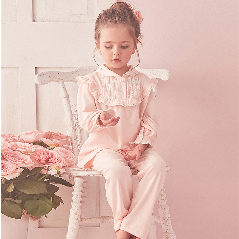 Pajamas Children Girl's Lolita Pink Pajama Sets.Turndown Collar TopsPants.Vintage Toddler Kids Pyjamas set.Royal Style Sleep Loungewear 230227, Dress
Pajamas Children Girl's Lolita Pink Pajama Sets.Turndown Collar TopsPants.Vintage Toddler Kids Pyjamas set.Royal Style Sleep Loungewear 230227, Dress