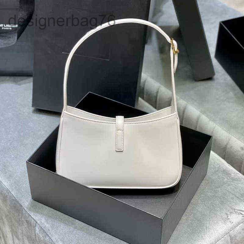 Paris Luxury Hands Designer Brand outlet Chain Handbag Tassel Shoulder Bag Siant Lourent Manhattan Niki Women's Trendy Leather Retro Versatile Lady SF4F, Black
Paris Luxury Hands Designer Brand outlet Chain Handbag Tassel Shoulder Bag Siant Lourent Manhattan Niki Women's Trendy Leather Retro Versatile Lady SF4F, Black
