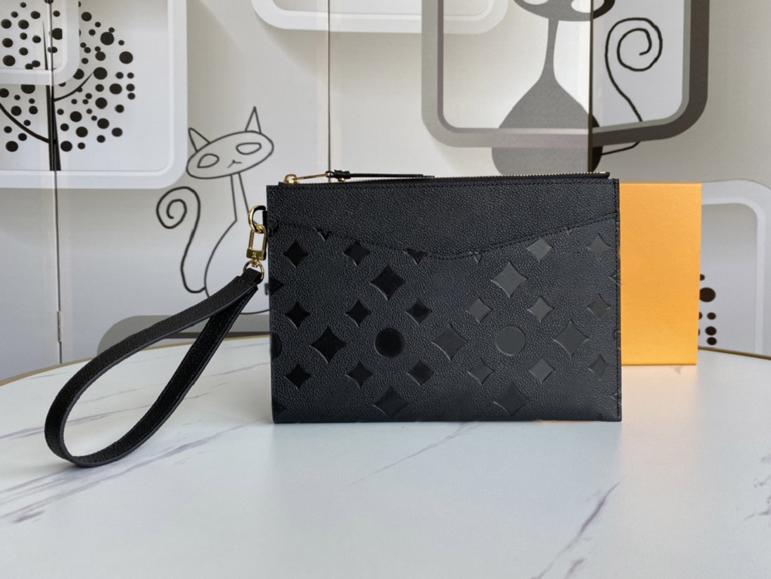 Fashion designer wallets luxury Brazza purse mens womens clutch bags Highs quality flower letter coin purses long card holders with original box dust bag 68705, Embossed monogrames
Fashion designer wallets luxury Brazza purse mens womens clutch bags Highs quality flower letter coin purses long card holders with original box dust bag 68705, Embossed monogrames