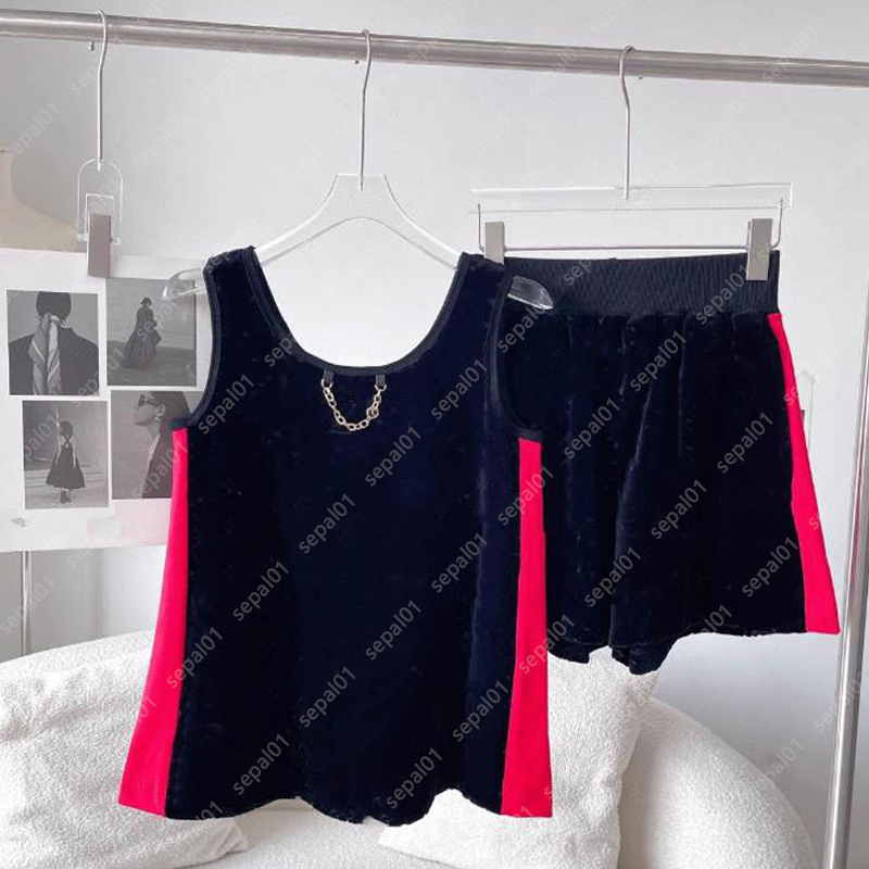 Women Two Piece Suits Sweaters Knits Top Short Suit Stylish Letter Print Sweater Sets Woman Clothing, White
Women Two Piece Suits Sweaters Knits Top Short Suit Stylish Letter Print Sweater Sets Woman Clothing, White