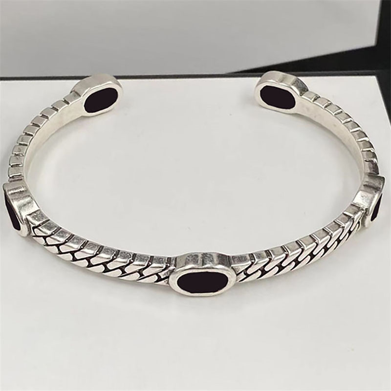 Single Bangle for Women Silver Hollow Open Hoop Bangle Female Geometry Design Gift Jewelry
Single Bangle for Women Silver Hollow Open Hoop Bangle Female Geometry Design Gift Jewelry