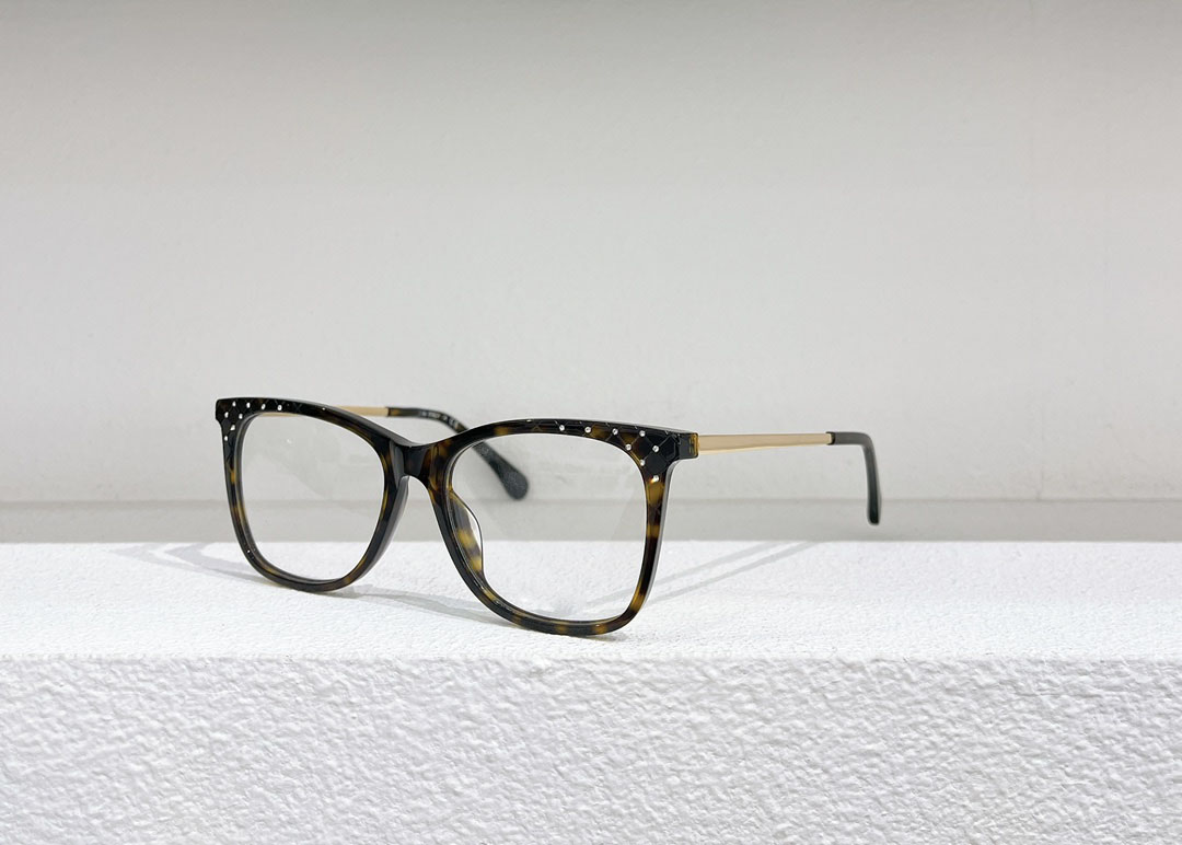 Womens Eyeglasses Frame Clear Lens Men Sun Gasses Fashion Style Protects Eyes UV400 With Case 3379 11
Womens Eyeglasses Frame Clear Lens Men Sun Gasses Fashion Style Protects Eyes UV400 With Case 3379 11