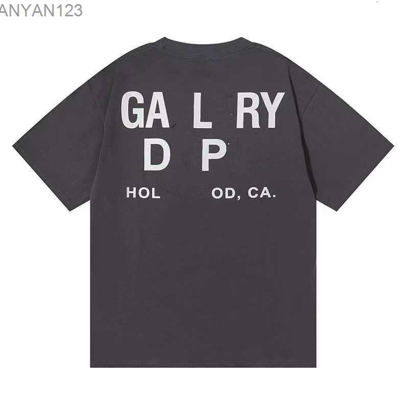 Men' T-shirts Galleryes Depts Designer Summer Gallary Shirt Alphabet Printed Star Same Round Neck Short Sleeve T-shirt for Men Andrhxz
Men' T-shirts Galleryes Depts Designer Summer Gallary Shirt Alphabet Printed Star Same Round Neck Short Sleeve T-shirt for Men Andrhxz