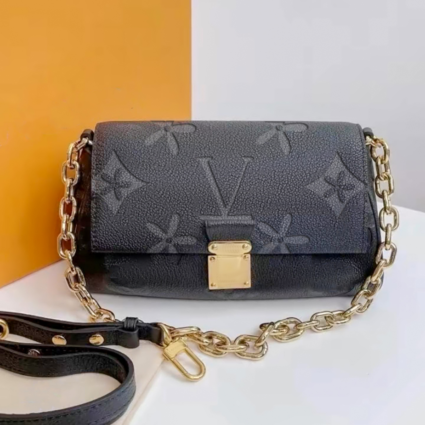 embossed handbag M45813 M45859 Favorite mm Designer flap crossbody Bags Women's mens Luxury Genuine leather envelop clutch bags tote chain with two shoulder straps, Black
embossed handbag M45813 M45859 Favorite mm Designer flap crossbody Bags Women's mens Luxury Genuine leather envelop clutch bags tote chain with two shoulder straps, Black