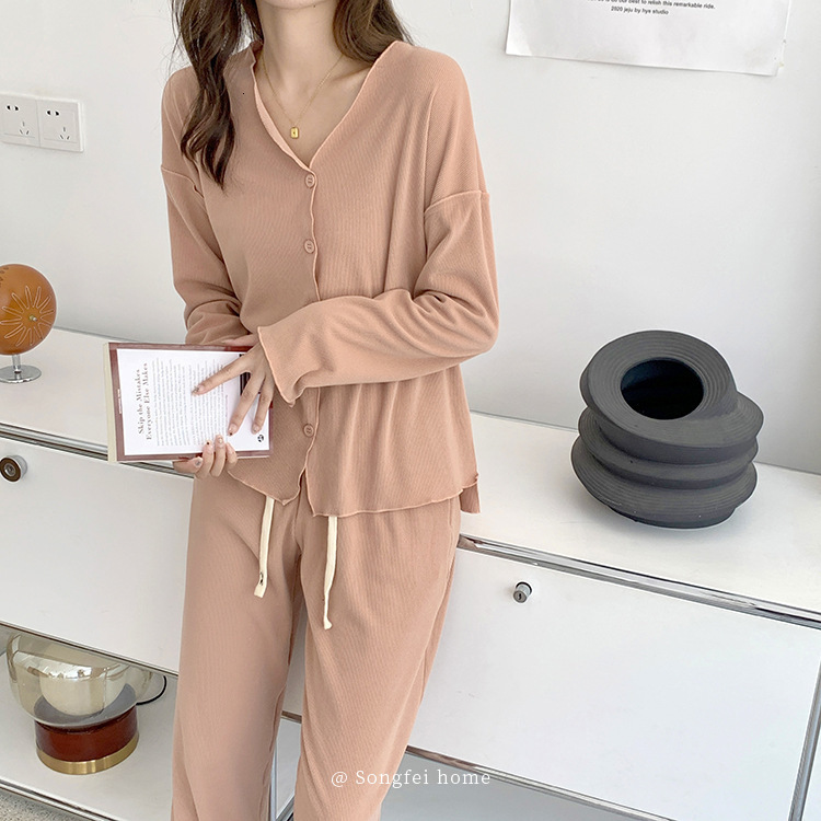 Women's Sleepwear Autumn Pajamas Sets Women's Long-sleeved Trousers Develvet Simple Korean Style V-neck Cardigan Tops with Pants Winter Home
