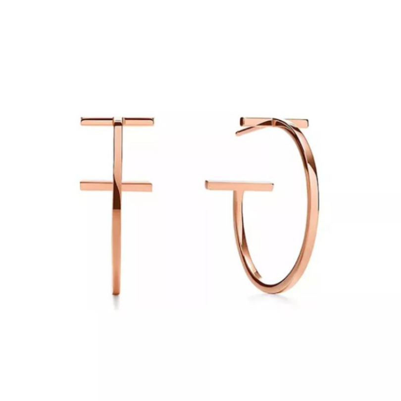 18K Gold Stud Earrings Designer Ear Stud Luxury Brand Women Rose Gold Plated 925 Silver Plated Geometric Earring For Wedding Party Jewerlry Accessories
18K Gold Stud Earrings Designer Ear Stud Luxury Brand Women Rose Gold Plated 925 Silver Plated Geometric Earring For Wedding Party Jewerlry Accessories