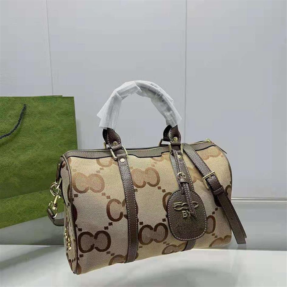 Tote Designer luxurys Boston Bags Women Shoulder Bag Designer Pillow Pack Big Gletter Fashion Handbags 2Sizes Luxurys Tote Handbag with Plated Hardware333P, 31x21cm
Tote Designer luxurys Boston Bags Women Shoulder Bag Designer Pillow Pack Big Gletter Fashion Handbags 2Sizes Luxurys Tote Handbag with Plated Hardware333P, 31x21cm