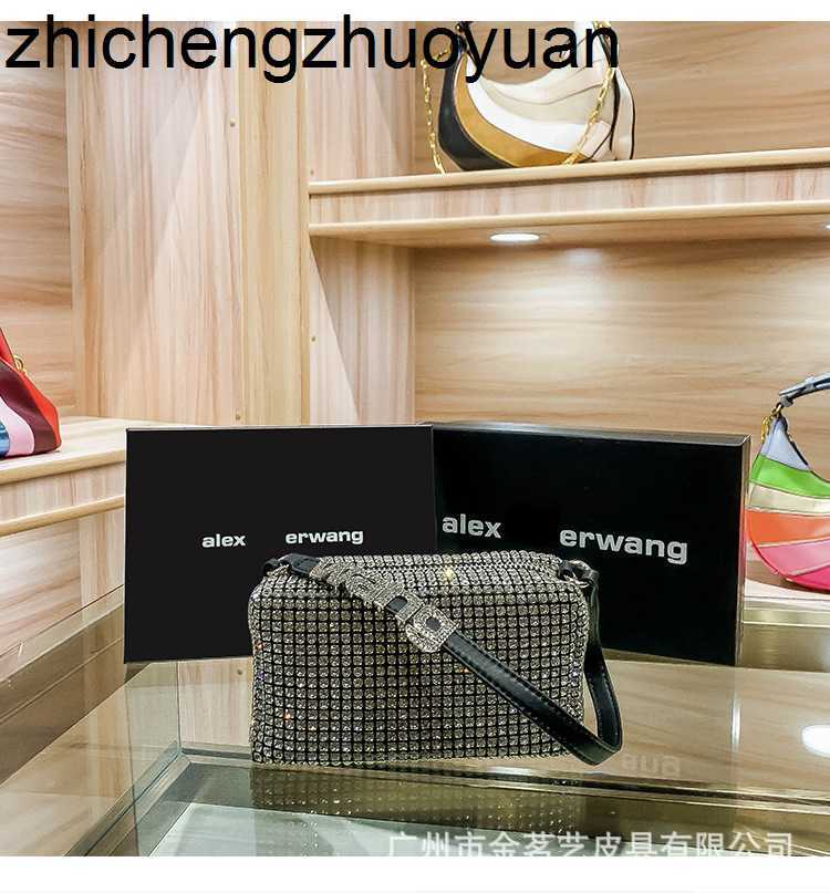 designer Rhinestone bag 23ss new diamond armpit single shoulder women's small handbag Bag, Red diamond
designer Rhinestone bag 23ss new diamond armpit single shoulder women's small handbag Bag, Red diamond