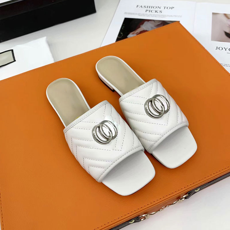 Women Mop Slippers Fashionable Style Indoor Luxury Designer Slide Shoes Flat Heel Sandals Size 35-42, White
Women Mop Slippers Fashionable Style Indoor Luxury Designer Slide Shoes Flat Heel Sandals Size 35-42, White