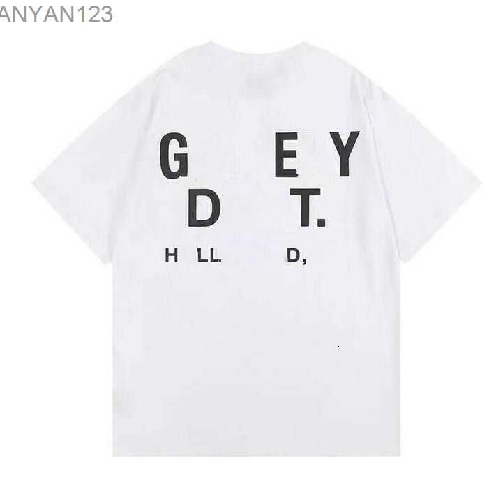 Men's T-shirts Galleryes Depts Designer Summer Gallary Shirt Alphabet Printed Star Same Round Neck Short Sleeve T-shirt for Men and Womenq8w5
Men's T-shirts Galleryes Depts Designer Summer Gallary Shirt Alphabet Printed Star Same Round Neck Short Sleeve T-shirt for Men and Womenq8w5
