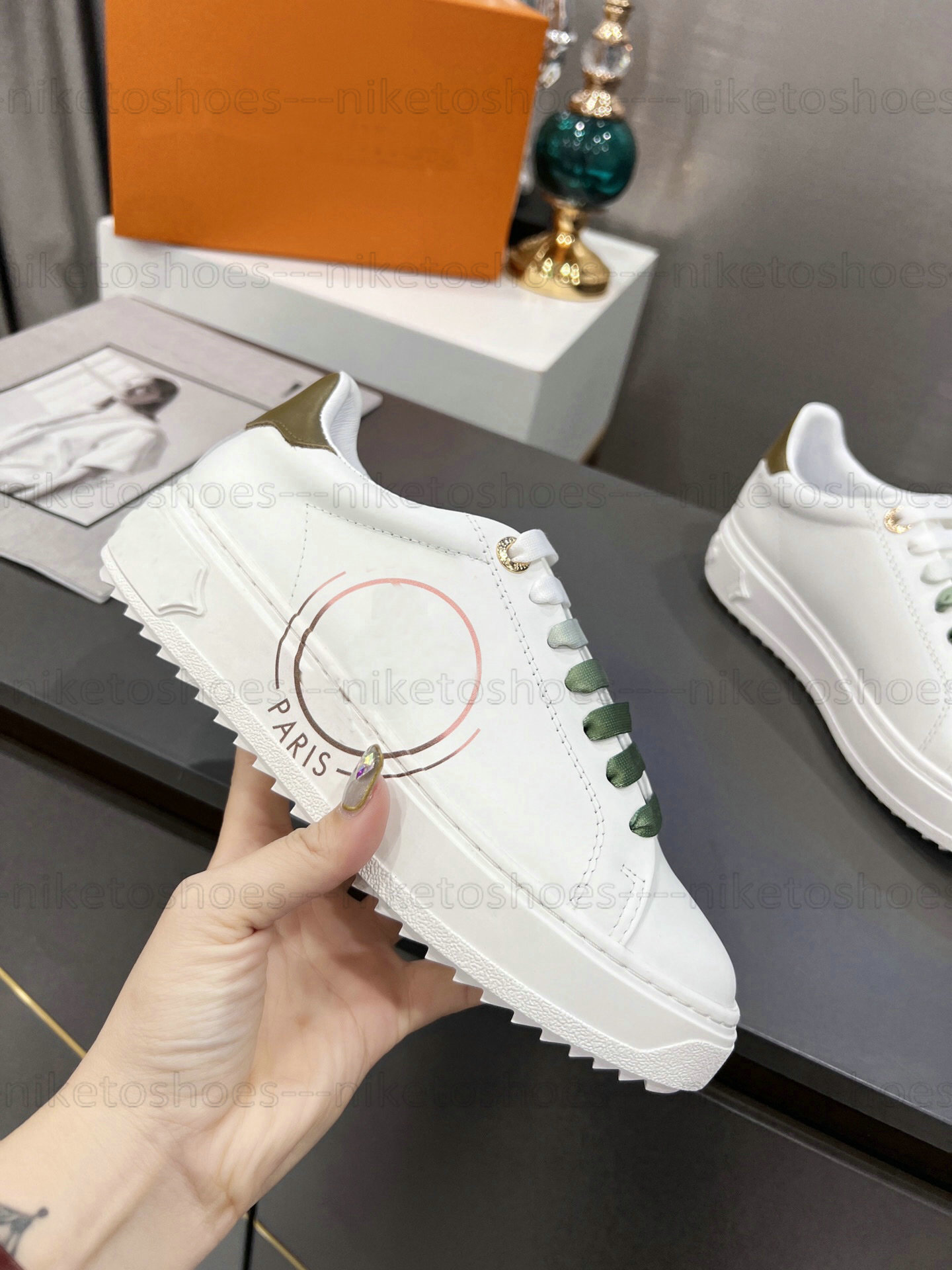 TIME OUT Designer Sneakers women casual shoes Fuchsia Pink Khaki Green Gold embossed printed women sneakers trainers, Color 01
TIME OUT Designer Sneakers women casual shoes Fuchsia Pink Khaki Green Gold embossed printed women sneakers trainers, Color 01
