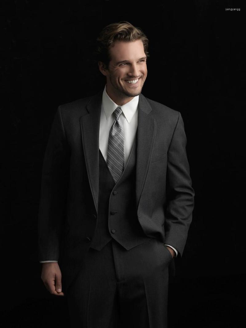 Men's Suits 2023 Tailor Made Groom Tuxedo Black Groomsmen Notch Lapel Wedding/Dinner Man Bridegroom (Jacket Pants Tie Vest), Navy
Men's Suits 2023 Tailor Made Groom Tuxedo Black Groomsmen Notch Lapel Wedding/Dinner Man Bridegroom (Jacket Pants Tie Vest), Navy