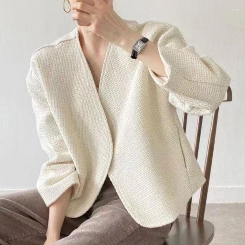 Women's Jackets WDMSNA Long Sleeve Tweed Jacket For Women Korean Chic Simple Womens Winter 2023 French V-neck Loose Casual Cardigan Coat, Black
Women's Jackets WDMSNA Long Sleeve Tweed Jacket For Women Korean Chic Simple Womens Winter 2023 French V-neck Loose Casual Cardigan Coat, Black