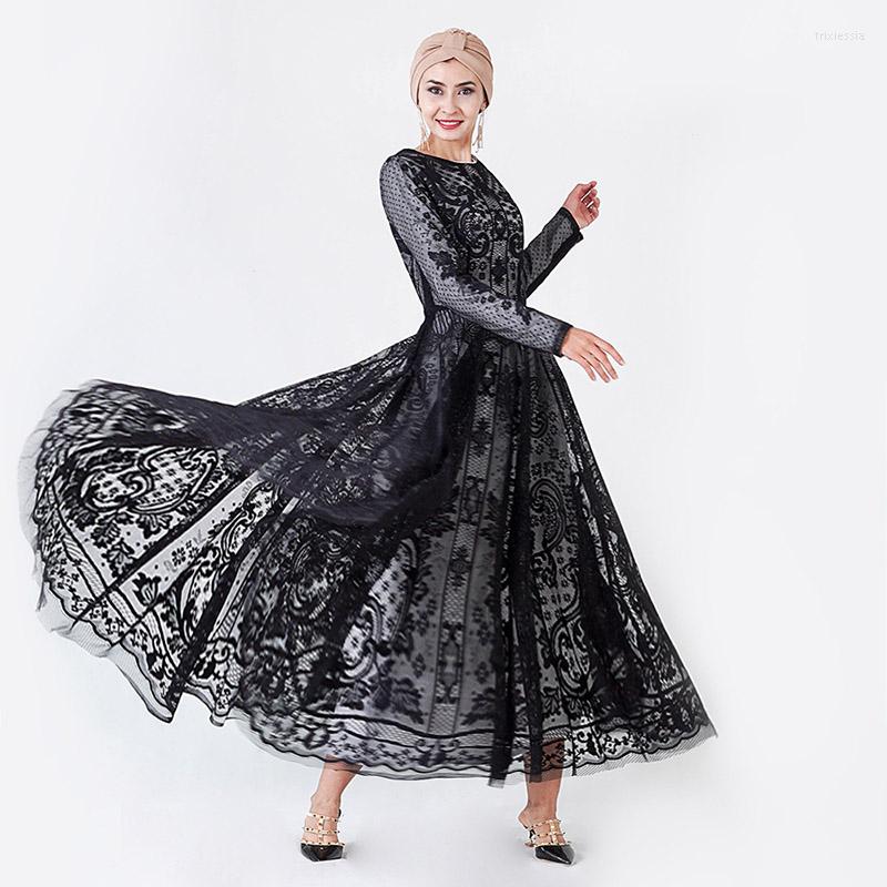 Ethnic Clothing Middle Eastern Fashion Heavy Embroidery Lace Dress Muslim Saudi Arabia Afghan Dubai Tourism Ramadan Mosque Turkish
Ethnic Clothing Middle Eastern Fashion Heavy Embroidery Lace Dress Muslim Saudi Arabia Afghan Dubai Tourism Ramadan Mosque Turkish