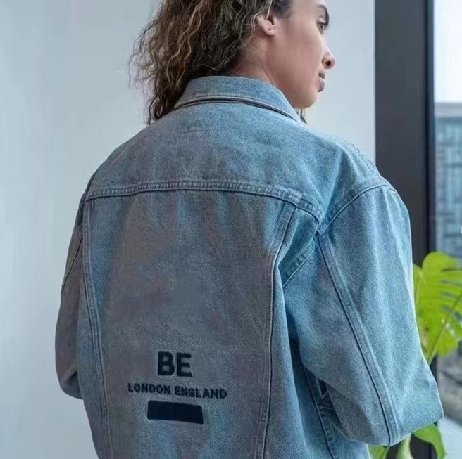 Europe France Paris Classic Denim Men' Jackets Autumn Spring Luxury Embroidery Letters Coats High Street Union Plaid Women Cotton Clothing, Brown
Europe France Paris Classic Denim Men' Jackets Autumn Spring Luxury Embroidery Letters Coats High Street Union Plaid Women Cotton Clothing, Brown