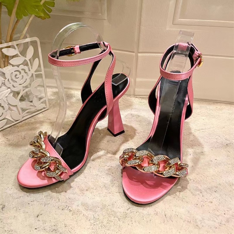 Sandals Womens Dress Shoes High Heeled Women Sandal rhinestone Buckle Embellished Ankle Strap 10.5CM Evening Slingback sandal factory footwear35--41size, Shoe box
Sandals Womens Dress Shoes High Heeled Women Sandal rhinestone Buckle Embellished Ankle Strap 10.5CM Evening Slingback sandal factory footwear35--41size, Shoe box