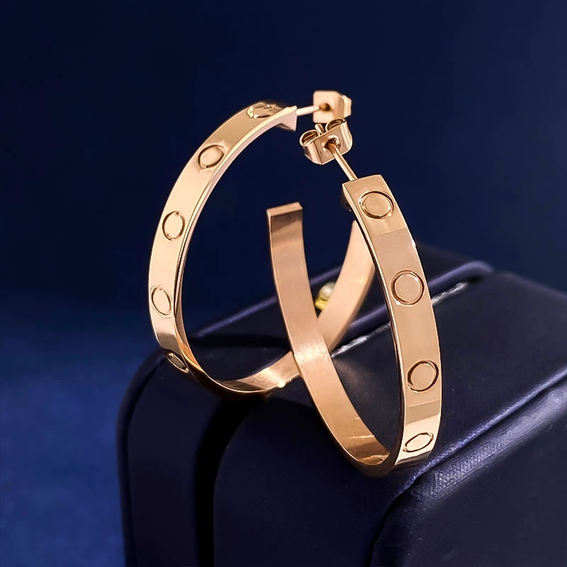 With Box Titanium steel 18K rose gold love earrings stud for women exquisite simple fashion women's earrings jewelry gifts
With Box Titanium steel 18K rose gold love earrings stud for women exquisite simple fashion women's earrings jewelry gifts