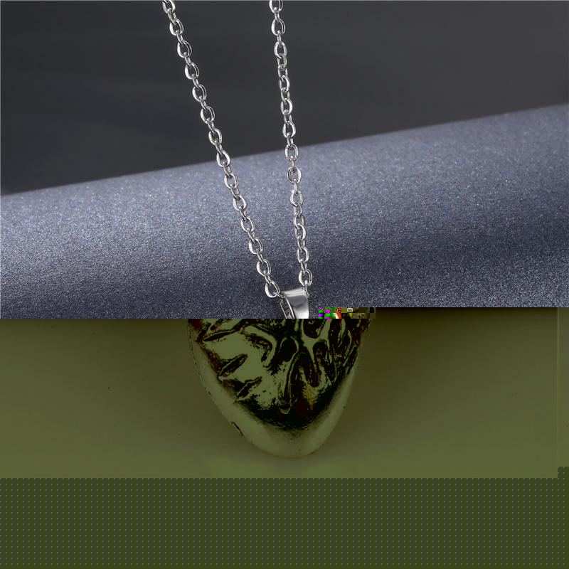 Pendant Necklaces Antique Silver Human Heart Organ One Side Vivid Necklace Alloy Chain Punk Party Women Men Jewelry Gift 22778Pendant Elle22
Pendant Necklaces Antique Silver Human Heart Organ One Side Vivid Necklace Alloy Chain Punk Party Women Men Jewelry Gift 22778Pendant Elle22