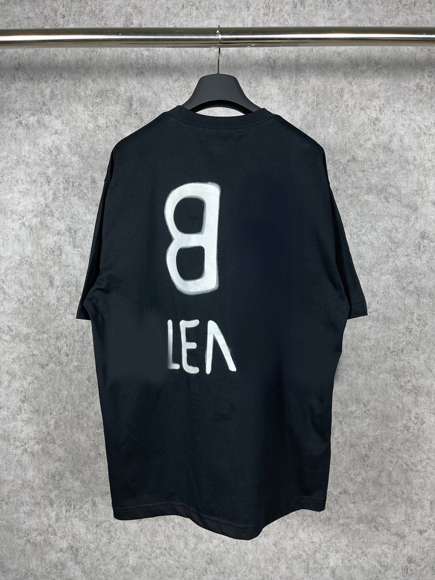 Spring and Summer Behind Glow-in-the-dark Graffiti Men's T-Shirts Short Sleeve Crewneck T-shirt Loose Casual Half Sleeve T Men's and Women's Style Trend Couples, Aspic
Spring and Summer Behind Glow-in-the-dark Graffiti Men's T-Shirts Short Sleeve Crewneck T-shirt Loose Casual Half Sleeve T Men's and Women's Style Trend Couples, Aspic