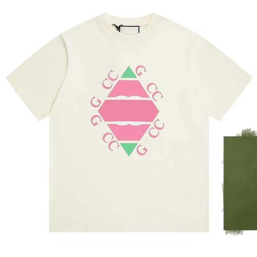 Designer T shirt CC Different From the Original Quality Version of the Market the Fashion Brand Gu Gujia Printed Men' and Women' Loose Casual Short Sleeved 2023, White
Designer T shirt CC Different From the Original Quality Version of the Market the Fashion Brand Gu Gujia Printed Men' and Women' Loose Casual Short Sleeved 2023, White