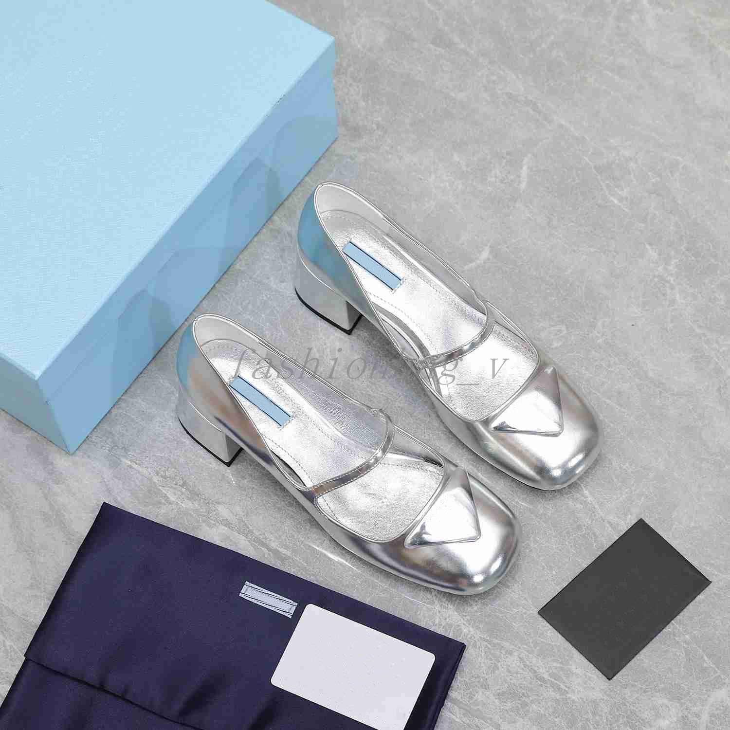 2023 New Women Sandals Summer Slippers Designer Square Toe Flats Shoes Pinkycolor Metal Matching Trend Sandal Size34-42, Color 6
2023 New Women Sandals Summer Slippers Designer Square Toe Flats Shoes Pinkycolor Metal Matching Trend Sandal Size34-42, Color 6