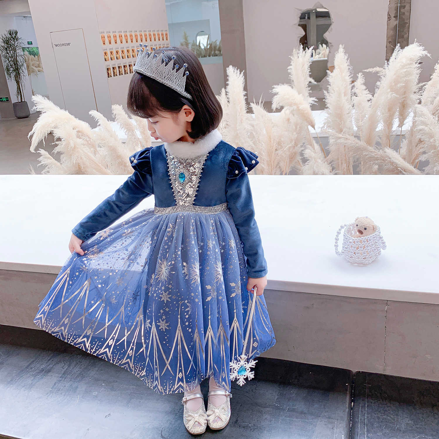 Snow and Ice Qiyuan Plush Aisha 1ess Girls Autumn Long Sleeve Mesh Skirt Chil1en's Baby Aisha Princess Skirt, K106 plush 
Snow and Ice Qiyuan Plush Aisha 1ess Girls Autumn Long Sleeve Mesh Skirt Chil1en's Baby Aisha Princess Skirt, K106 plush