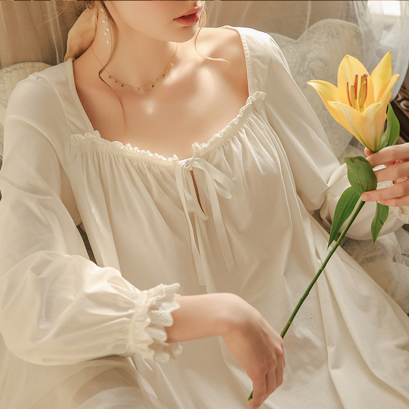 Women's Sleepwear White Nightgown Sleepwear Lady Spring Autumn Long Sleeve Nightdress Loose Women Princess Nightgowns Comfortable 230227