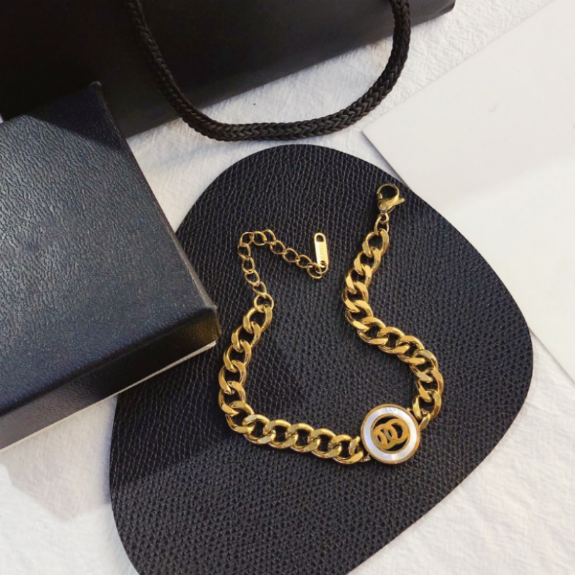 Double 18K Gold Ring Chains Bracelet Classic Advanced Link Chain Adjustable Size Bracelet Women Gold Plated Bangle for Unisex Charm Fashion Jewelry Ladies Gifts
Double 18K Gold Ring Chains Bracelet Classic Advanced Link Chain Adjustable Size Bracelet Women Gold Plated Bangle for Unisex Charm Fashion Jewelry Ladies Gifts