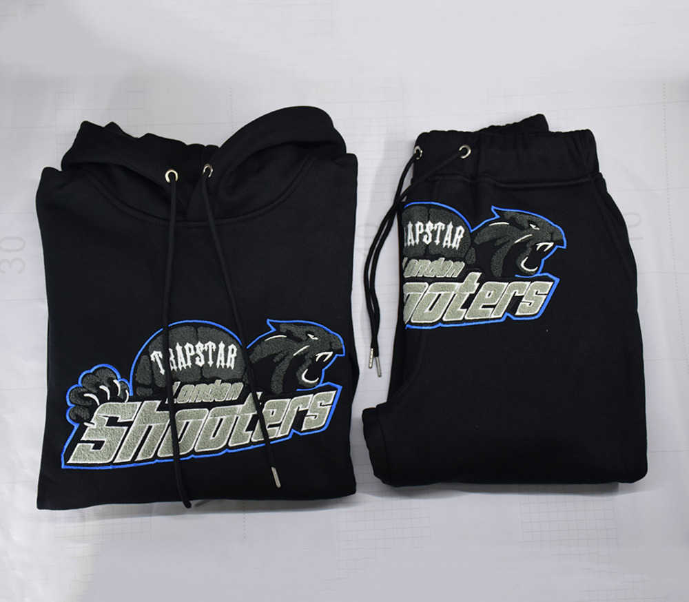 Men' Tracksuits Casual High Quality Embroidered Men Women Hoodie Trapstar London Shooters Hooded Tracksuit Designer Sportswear Pullovers2023New sports trend, B17
Men' Tracksuits Casual High Quality Embroidered Men Women Hoodie Trapstar London Shooters Hooded Tracksuit Designer Sportswear Pullovers2023New sports trend, B17