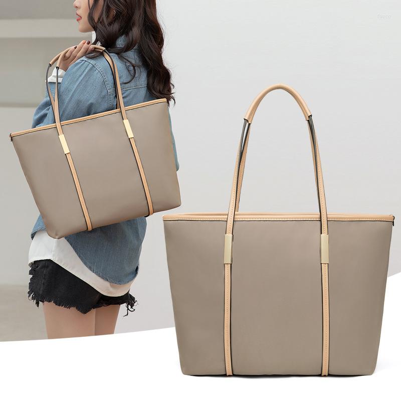 Duffel Bags Women's Fashion Large Capacity Tote Simple Canvas Handbag Oxford Cloth Shoulder Bag Black
Duffel Bags Women's Fashion Large Capacity Tote Simple Canvas Handbag Oxford Cloth Shoulder Bag Black
