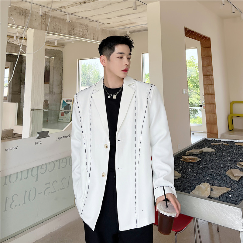 Men's Suits Blazers Personality Color Contrast Sewing Design Loose Coat Autumn Fashion Korean Business Casual 230227, Black
Men's Suits Blazers Personality Color Contrast Sewing Design Loose Coat Autumn Fashion Korean Business Casual 230227, Black